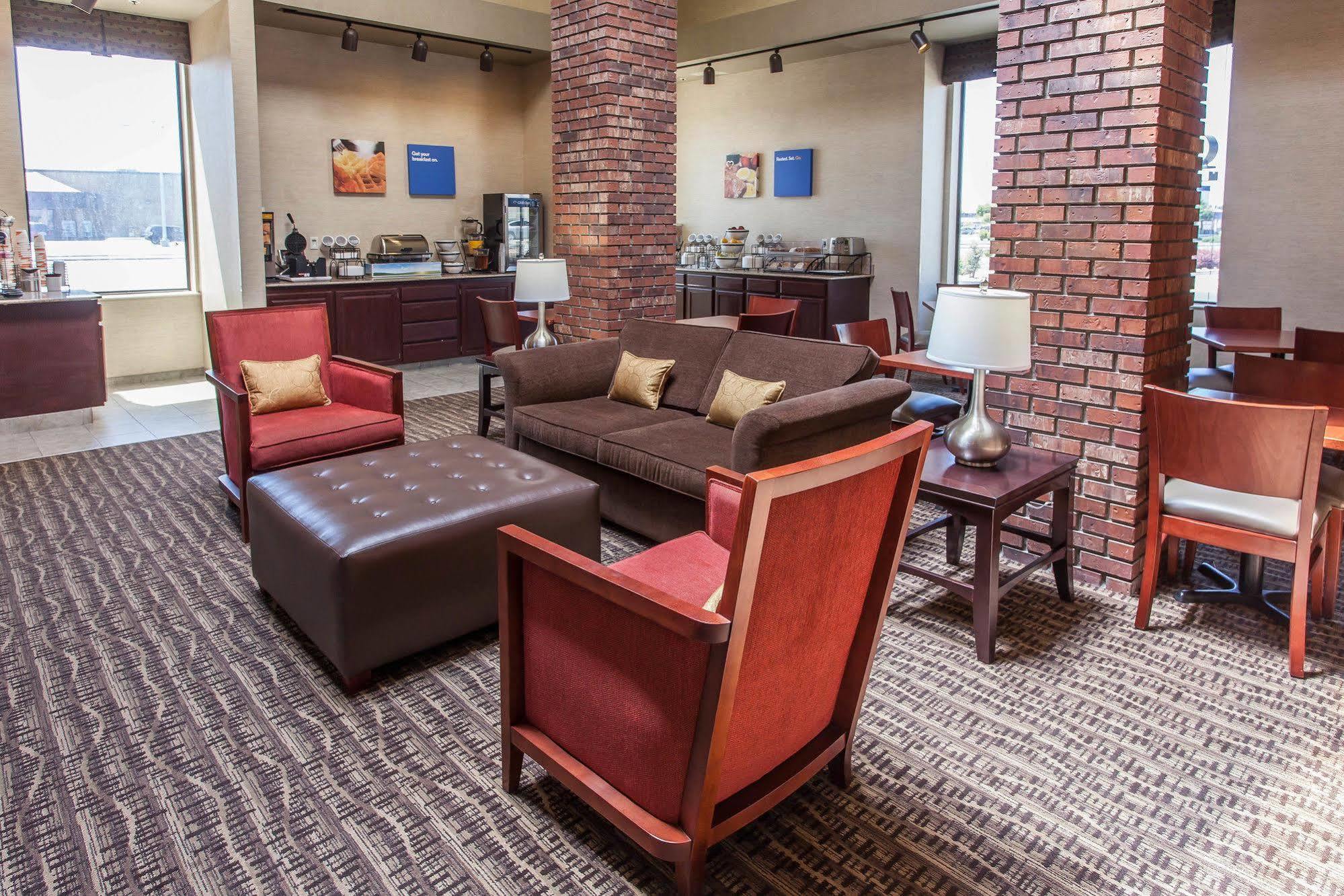Comfort Inn & Suites Near Fallon Naval Air Station Luaran gambar